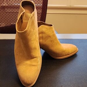 DV by Dolce Vita tan mules